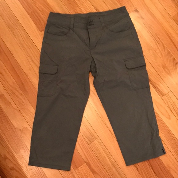 Eddie Bauer hiking capris - Picture 1 of 2